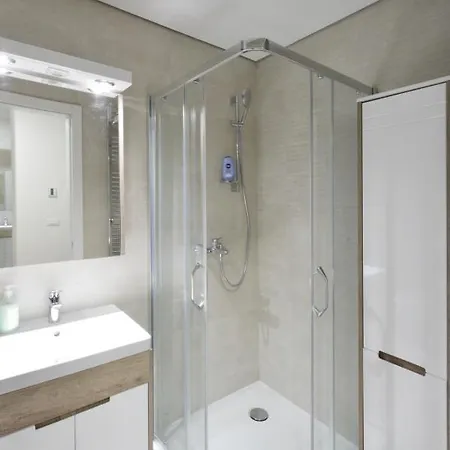 Duki New Apartment